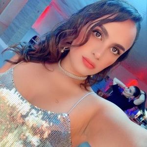 Meet your Posher, Alejandra